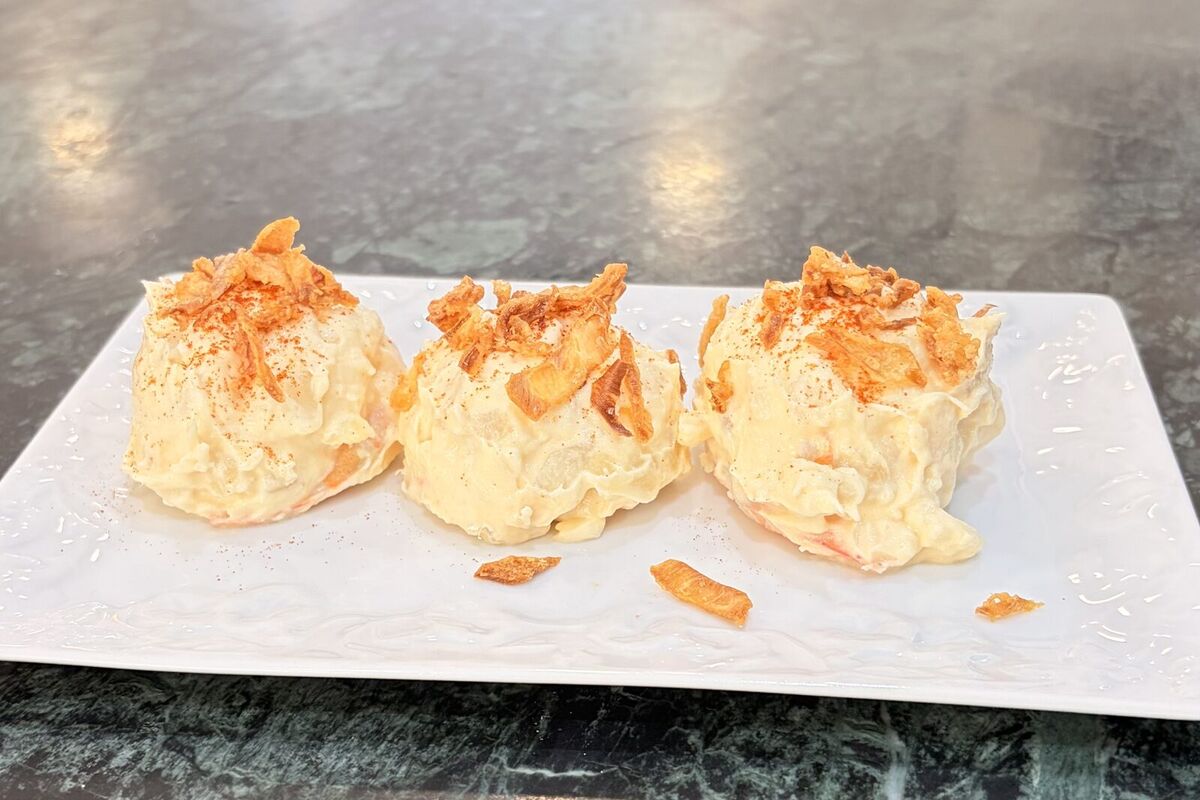 Ensaladilla servida en tapas